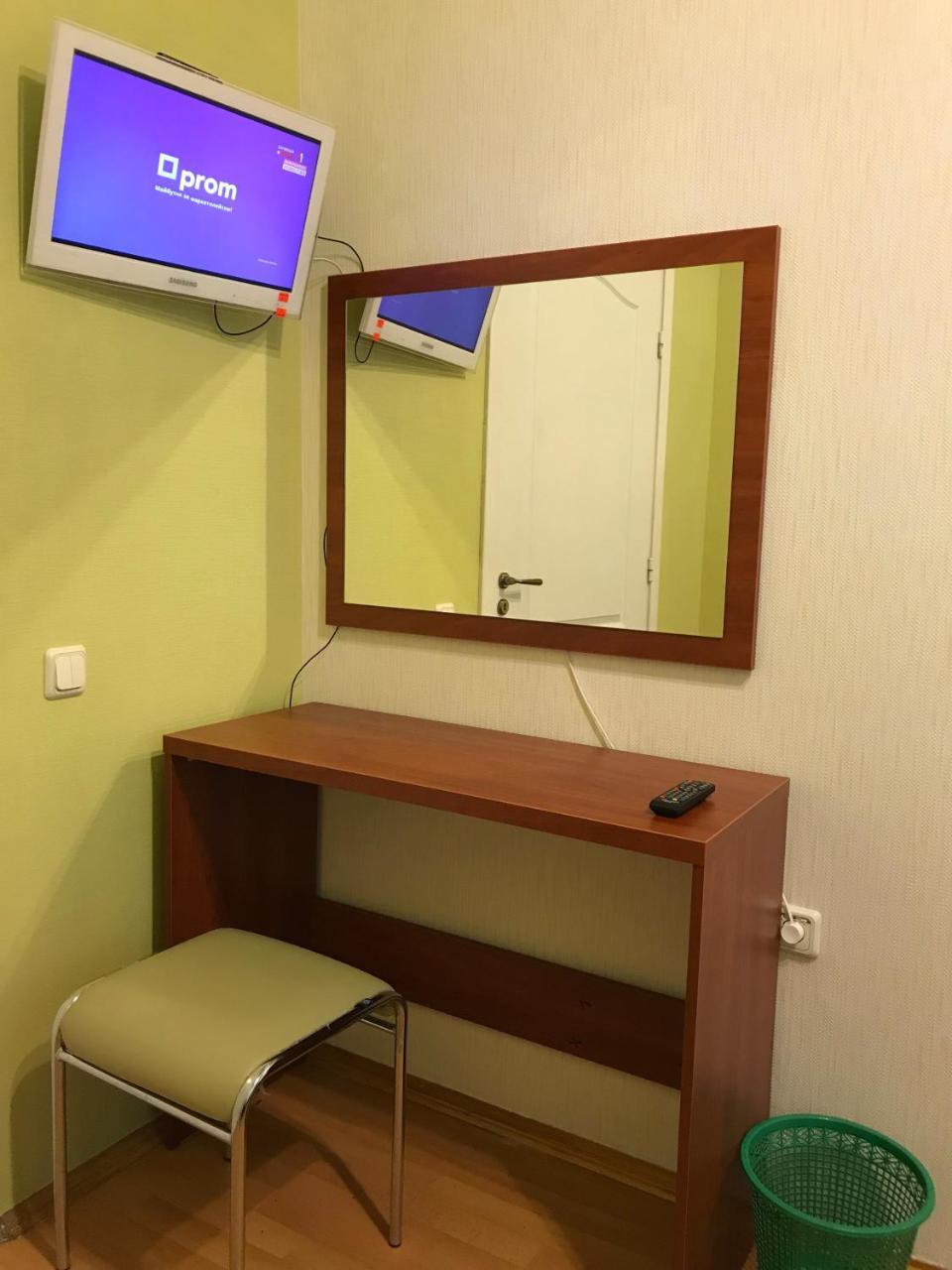 Хостел И Апартаменты Друзья Dnipro Exteriör bild